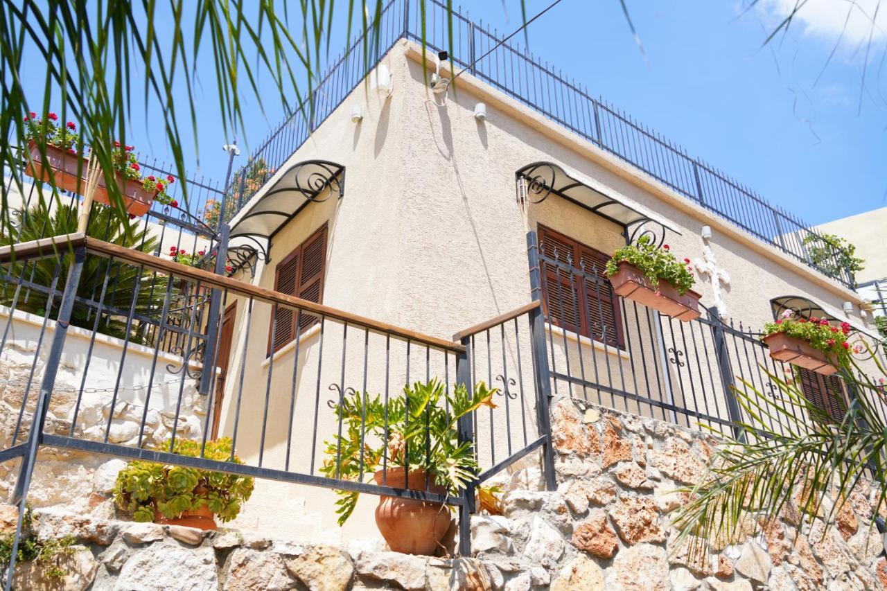Abu Hanna Boutique By Ahlan Hospitality Nazareth Exteriör bild